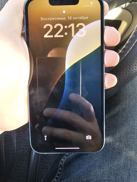 Iphone 13 в очень в хорошем состоянии, акб 84%