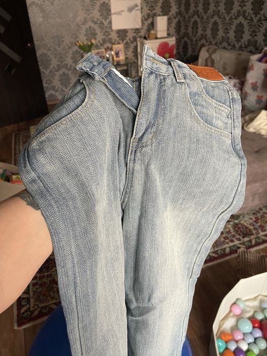 Джинсы новые легкие