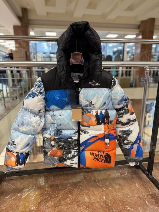 Geaca North Face noua