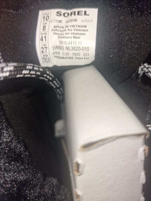 Ghete dama Sorel
WHITNEY II SHORT LACE WP - Negru