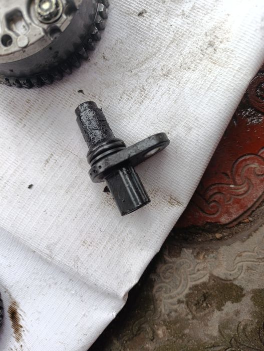 Детали двигателя на Nissan Qashqai 2007