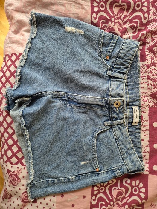 Дамски дънкови панталонки