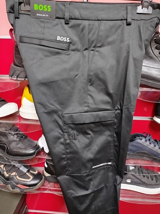 Оригинален еластичен карго панталон Hugo Boss W33 нов черен мъжки