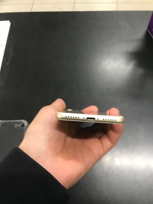 Айфон 7 32гб срочно