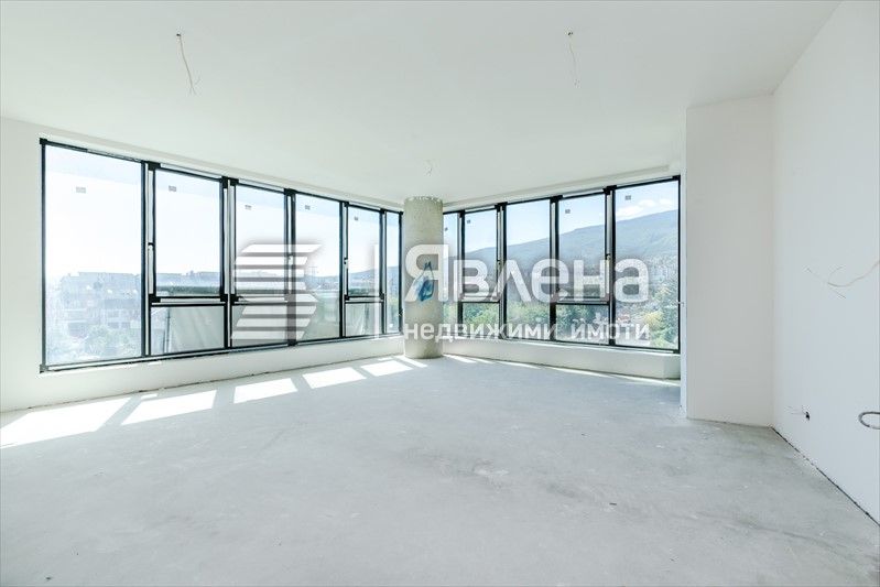 Продава 3-Стаен в Кръстова Вада