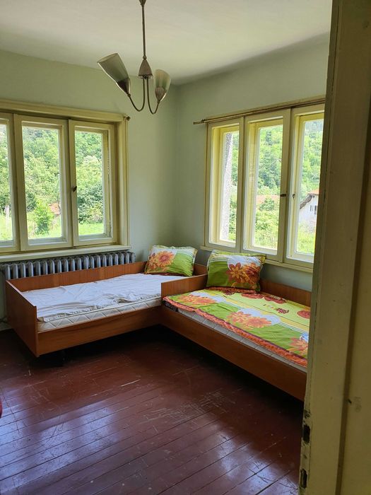 Продава се Къща в с. Чифлик, Област Ловеч - 200 кв.м за 459 €/кв.м - Снимка #7