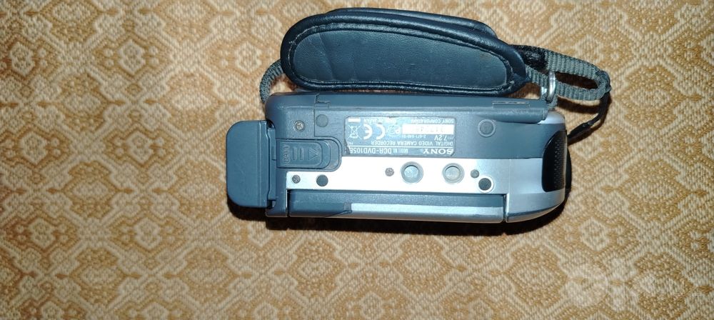 Sony Handycam DCR-DVD105