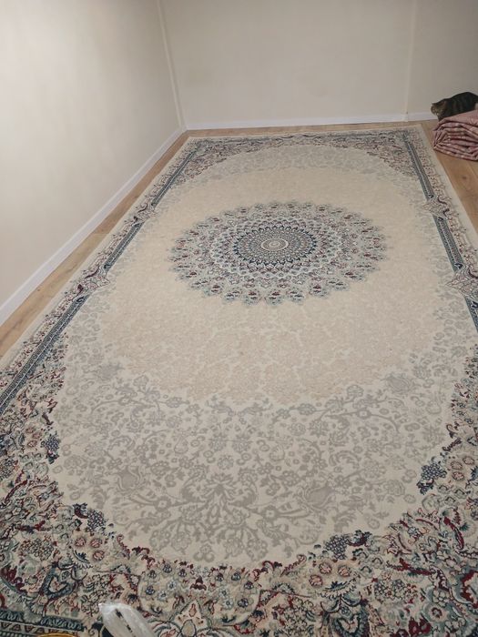 Бу палас сатылады 2.5×3
