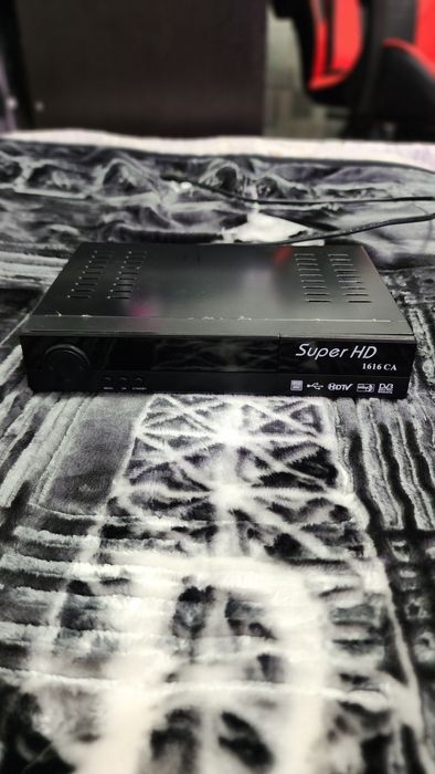 Продам коплект рабочий антенна и тюнер