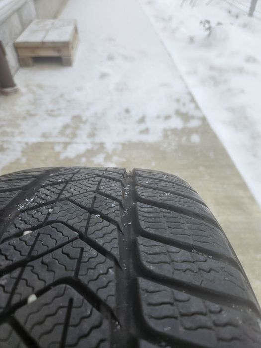 Cauciucuri iarna Pirelli Sottozero 3  -  225/40/18