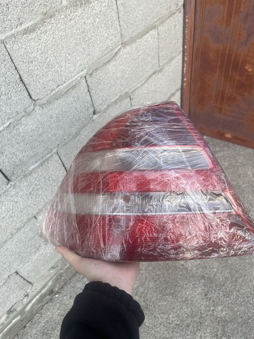 Задние фары на mersedes w220