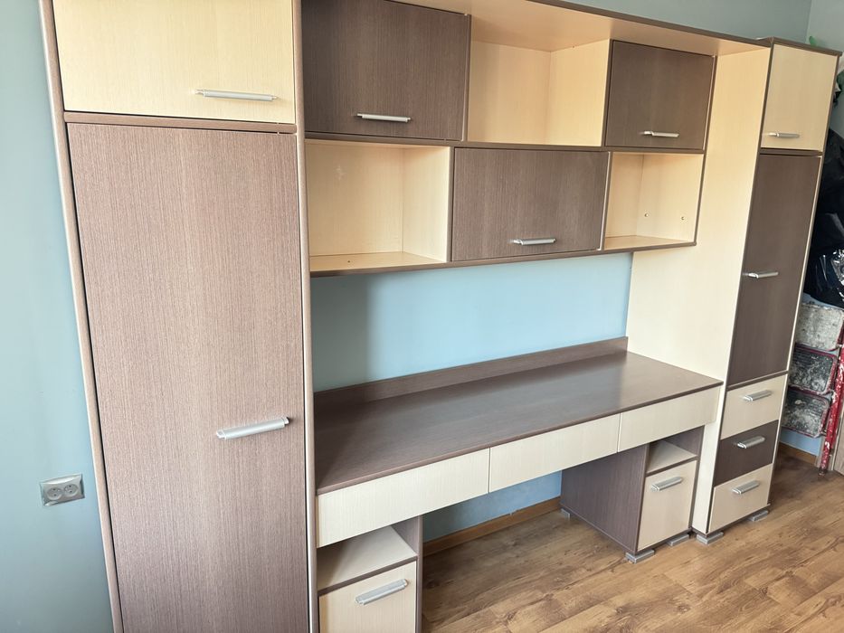 Детская стенка б/у в хорошем состоянии