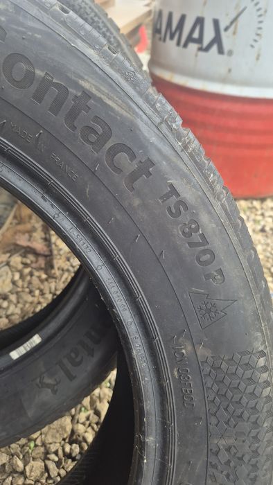 Продавам 2бр гуми Континентал 215 55 17