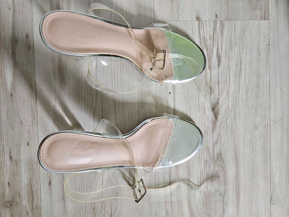 Силиконови сандали