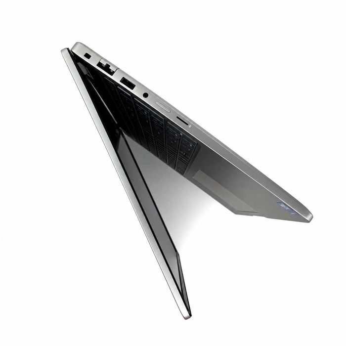 Laptop REFURBISHED Dell Pro 16 Plus PB16250 16" FHD+, Ultra 7 255U 5.2GHz, 16GB DDR5, 512GB SSD, Intel Graphics | ComputerSystems.ro