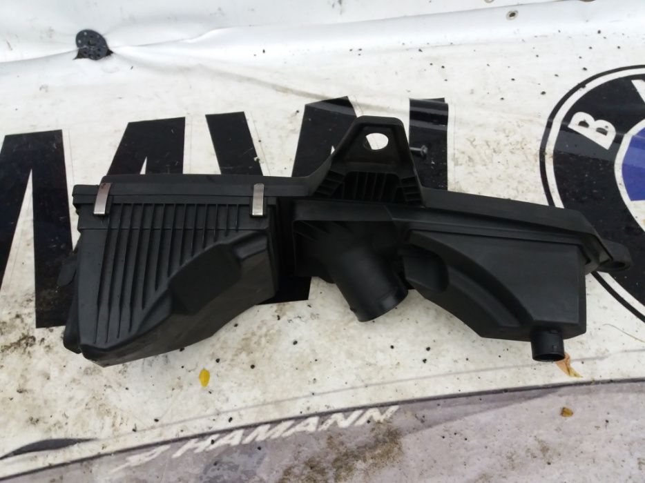 Carcasa filtru aer n47 bmw f20 f21 f30 f31 f32 f33 f34 f36 143cp 184cp