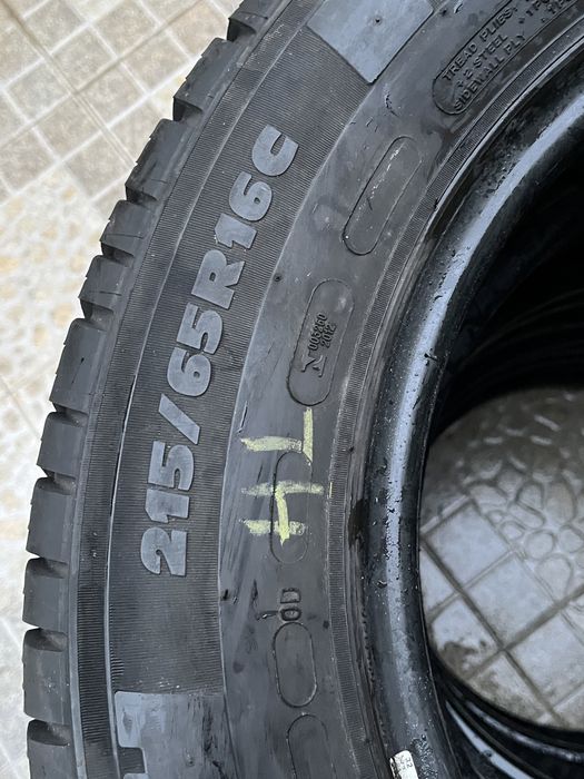 215 65 16c M+S Michelin Agilis dot18