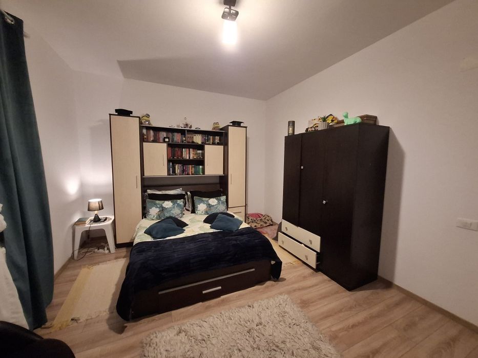 Casa  parter de închiriat Buftea - Crevedia, 4 camere , curte 430 mp.