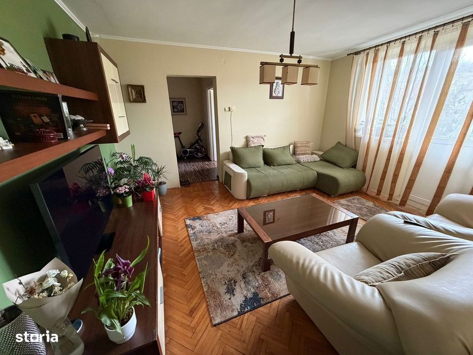 Apartament 2 camere, etaj 2 - Cugir