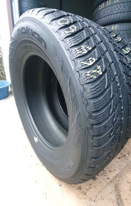 2 Anvelope Nokian 265 60 R18XL  M/S  impecabile.
