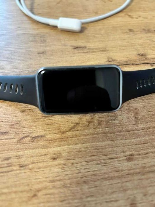 Фитнес гривна Huawei Band