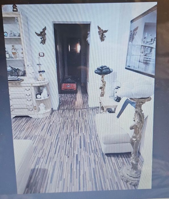 Apartament 4 camere Motru bl.9