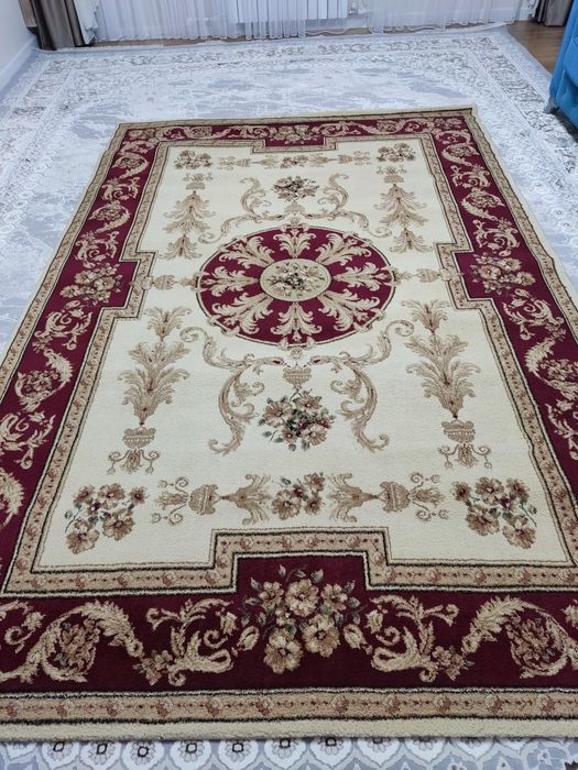 Продам ковёр натуральный