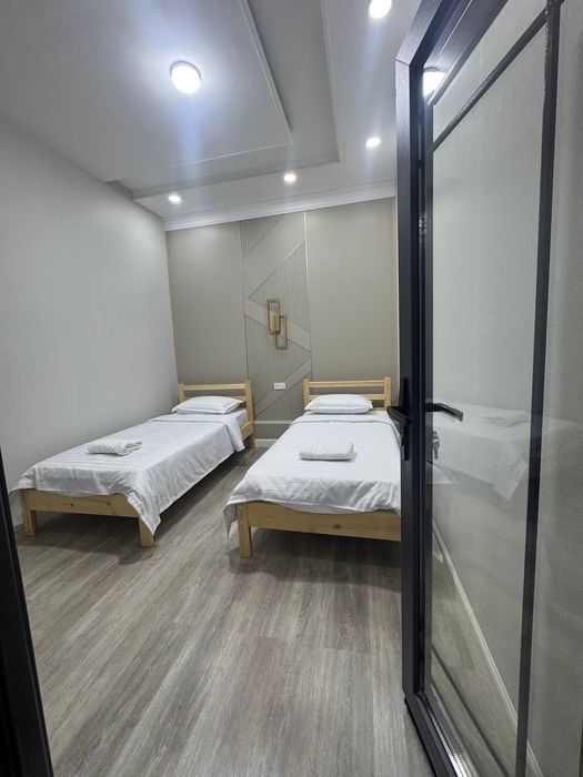 Hostel lux, Mehmonhona