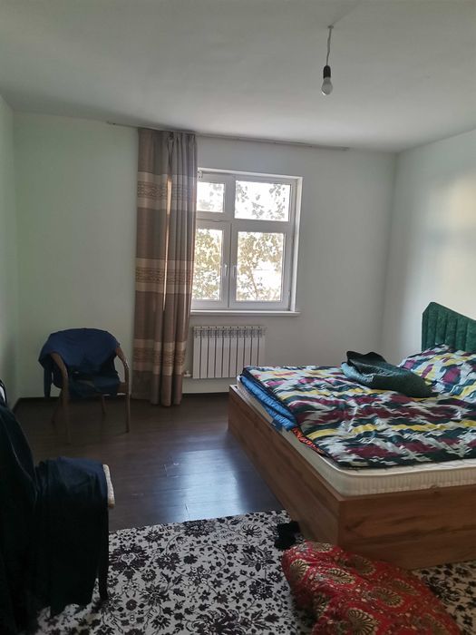 Tez va arzon 3 xonali uy sotuvda  6 mik. OASIS MARKET oldida