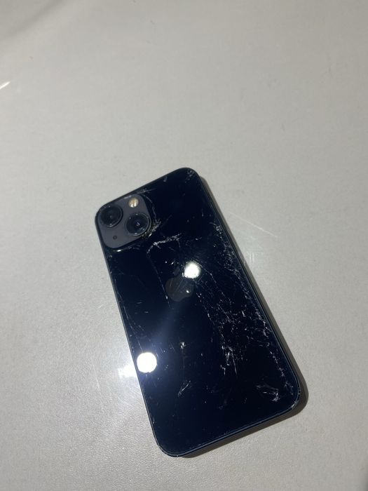Продам iphone 13 mini