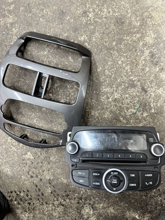 Spark magnitafon + ramkasi arzonga qiberaman