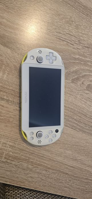 Ps Vita 2000 Modat