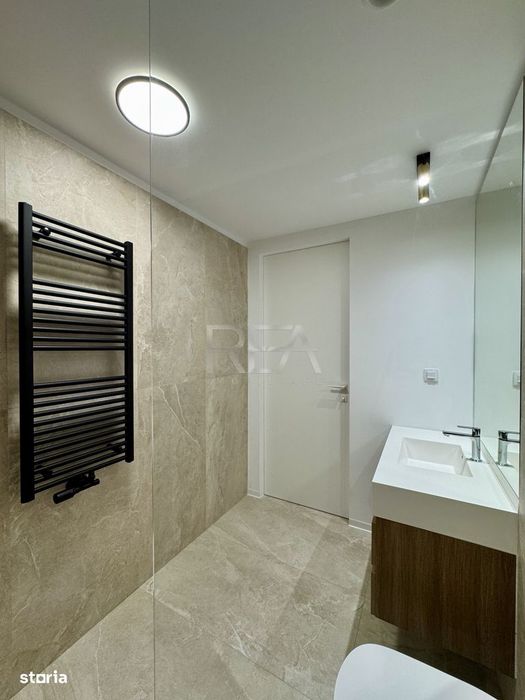 Studio Dublu mobilat si utilat complet in One Lake Club