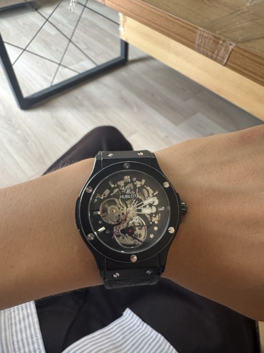 Hublot geneve mexanicheskiy