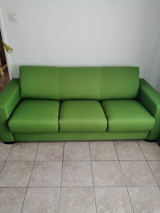 Reparatii tapiterie, retapitare canapele, fotolii, etc. Bucuresti