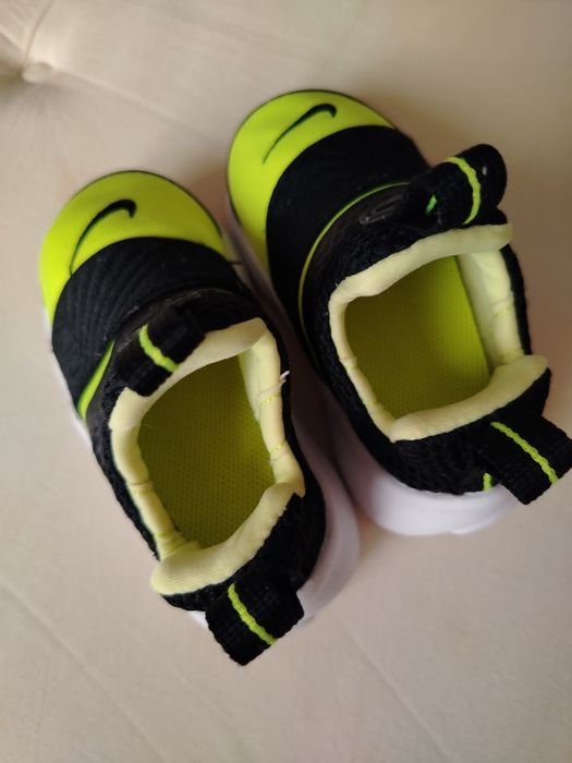 Кроссы на малышей найк