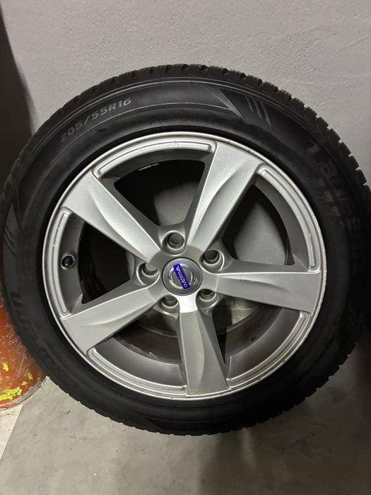 Jante 5x108 R16 Volvo/Ford cu anvelope iarna