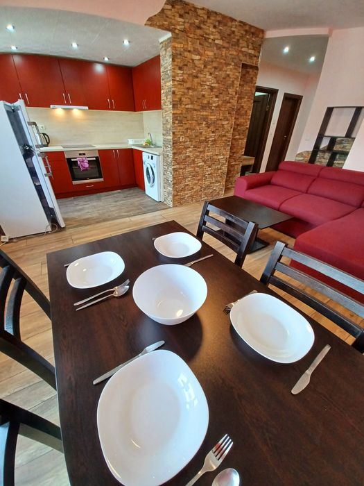 Апартамент Лале в центъра  Апартамент под Наем до РЗИ и МУ