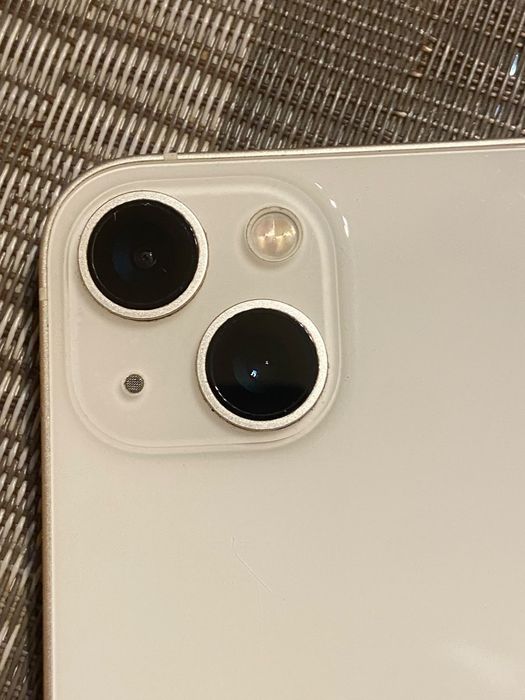 Продается IPhone 13. Состояние идеальное