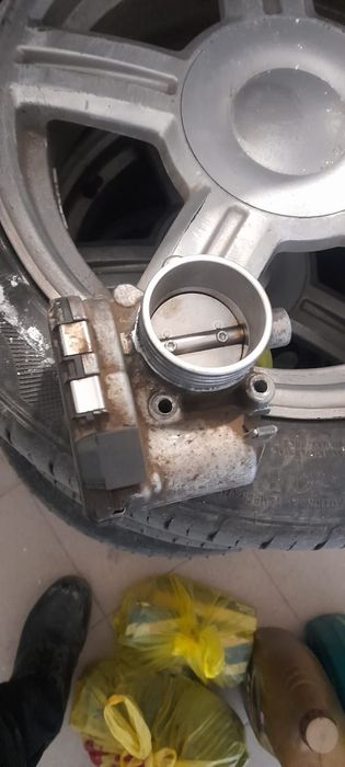 Дроссель заслонка Приора