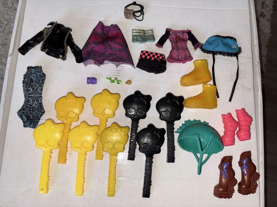 Аксессуары монстер хай