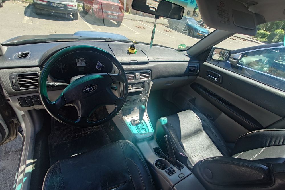 Se vinde Subaru Forester 2.0 XT