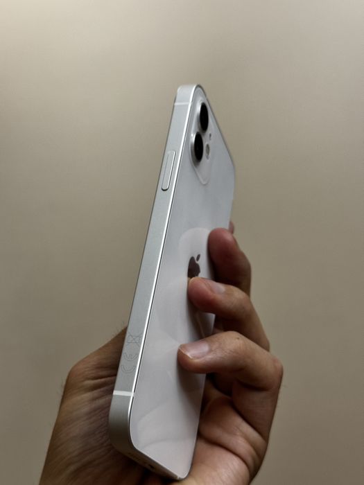 Iphone 12. 128гб. АККУМ 85%. 10/10