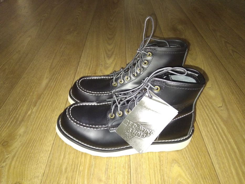 Продам новые ботинки Red Wing