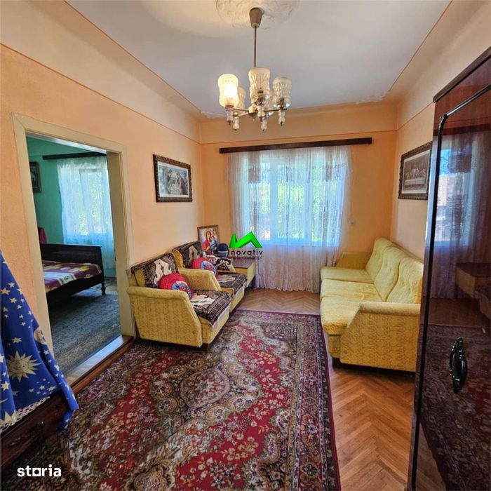 Casa de vanzare 4 camere  Rasinari