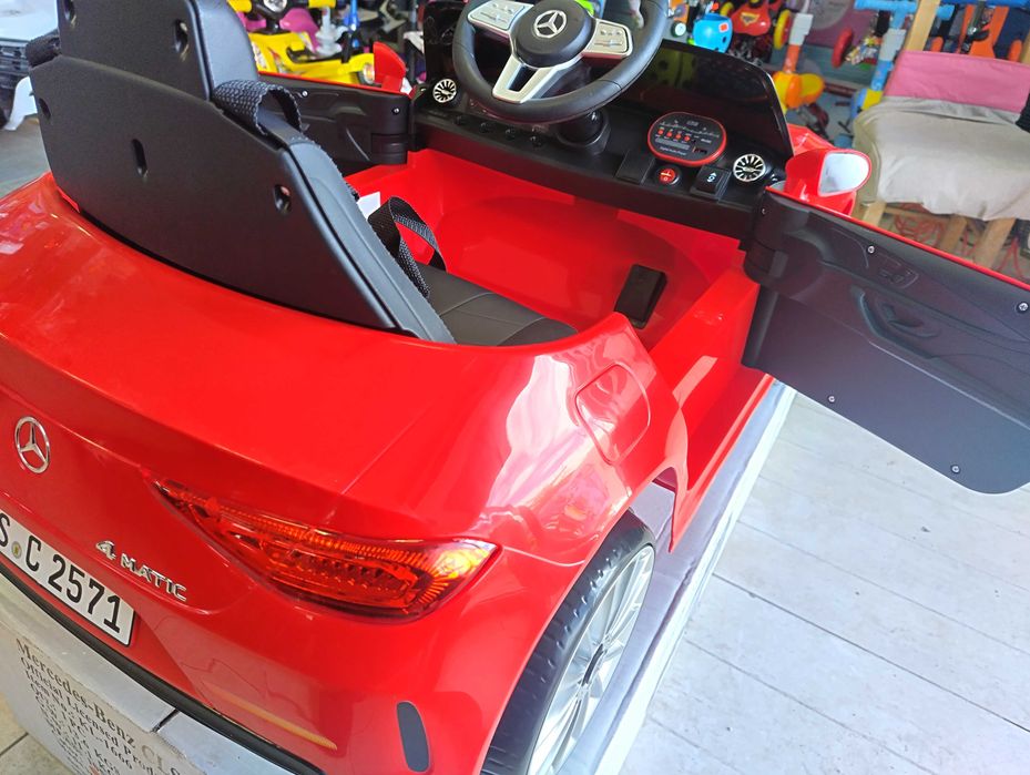 MERCEDES-BENZ 12V Акумулаторна кола CLS 350 червен