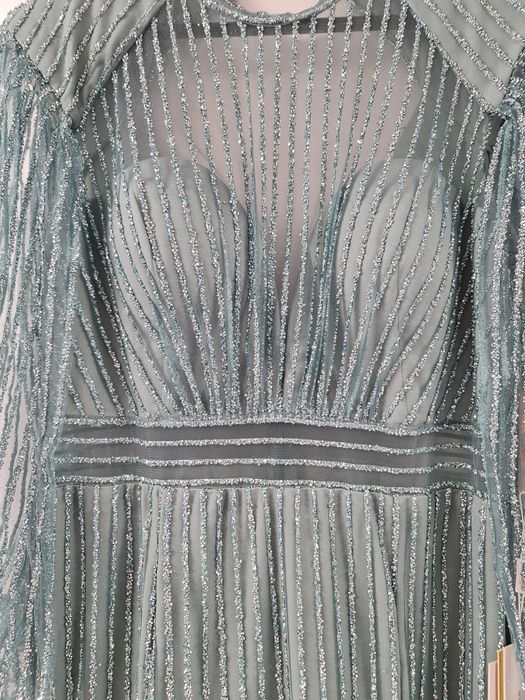 Rochie elegantă pentru ocazii speciale