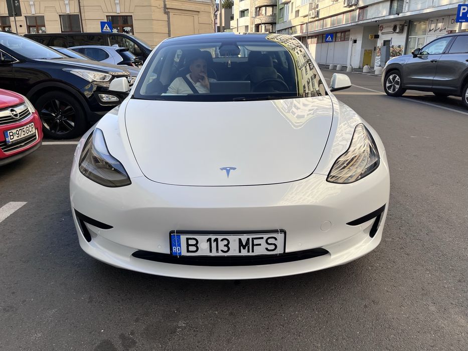 Inchiriere Tesla pentru Bolt/Uber