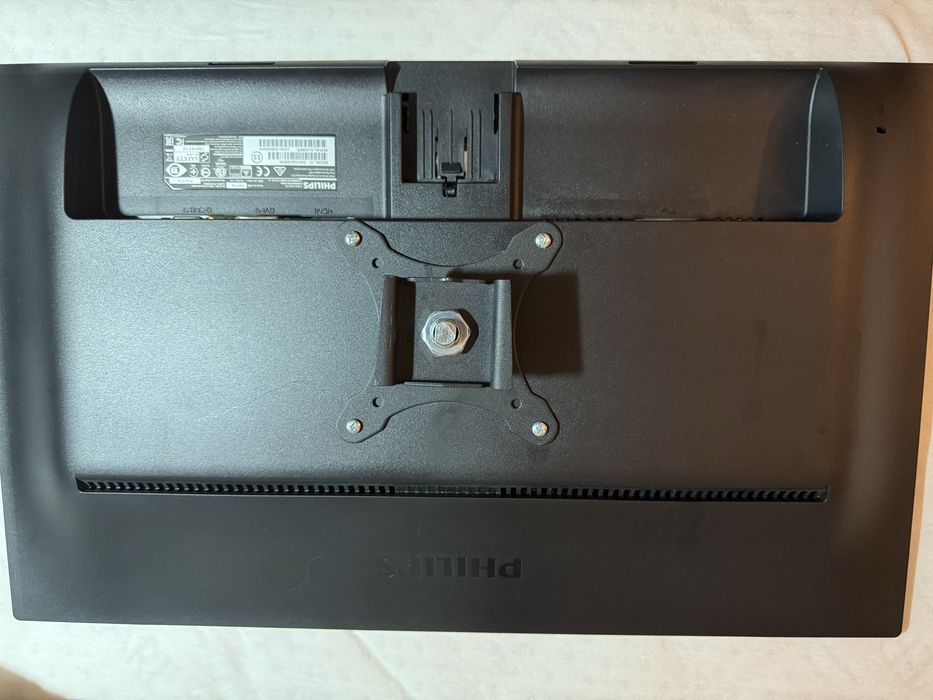 Монитор Филипс.  Като нов.