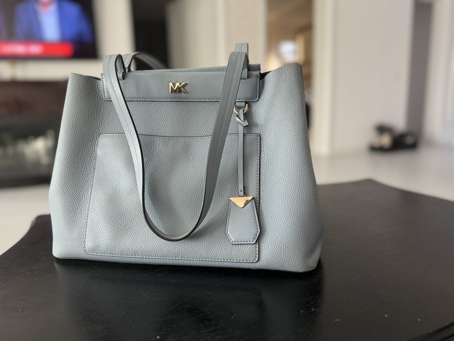 Vând geantă Michael Kors!